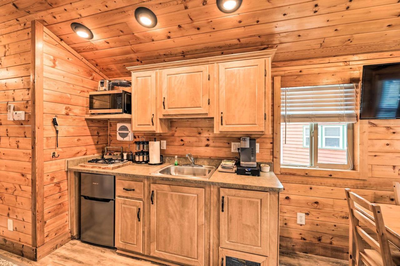 Beautiful New Bern Studio Cabin With Fire Pit! المظهر الخارجي الصورة