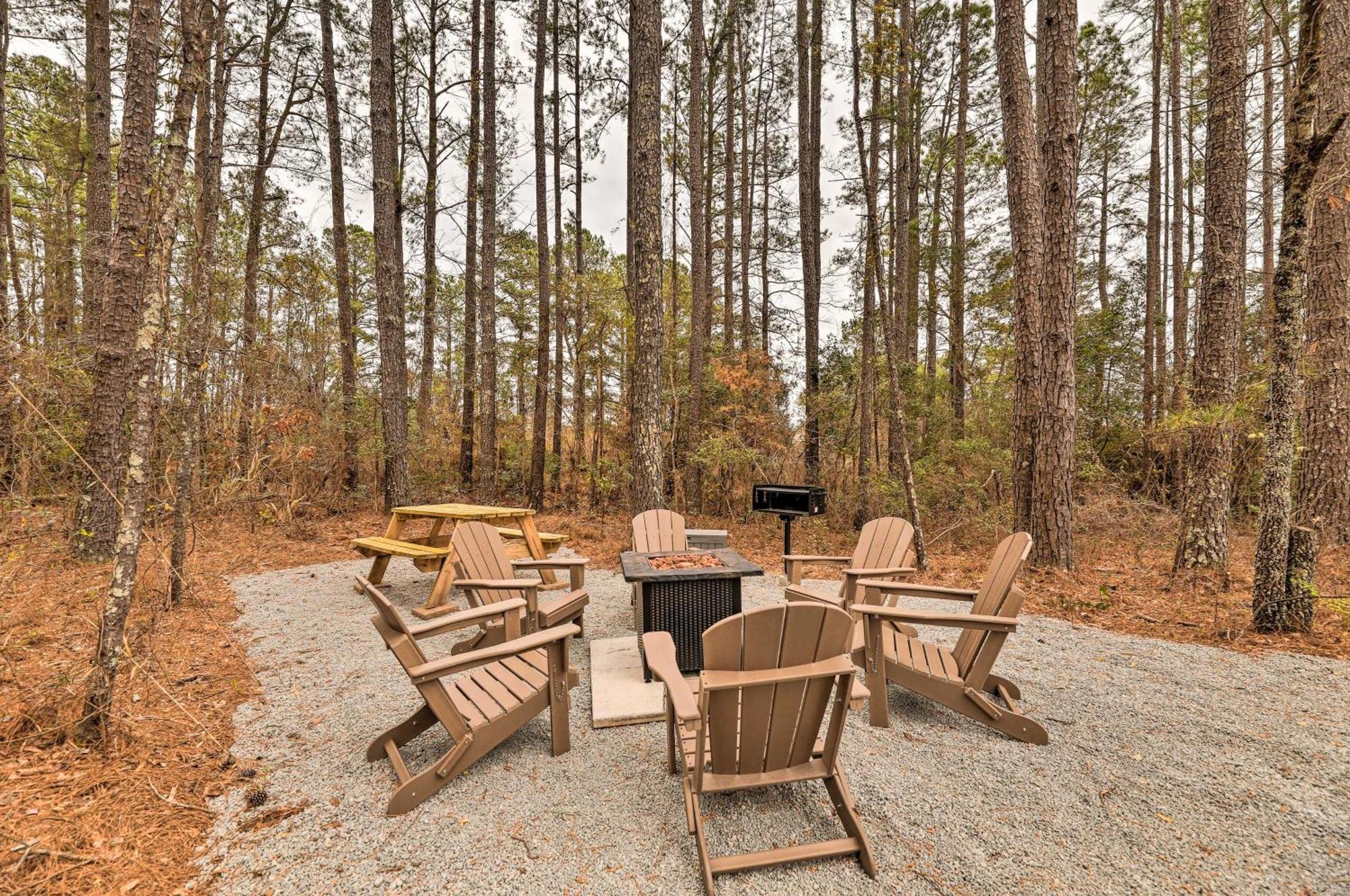 Beautiful New Bern Studio Cabin With Fire Pit! المظهر الخارجي الصورة