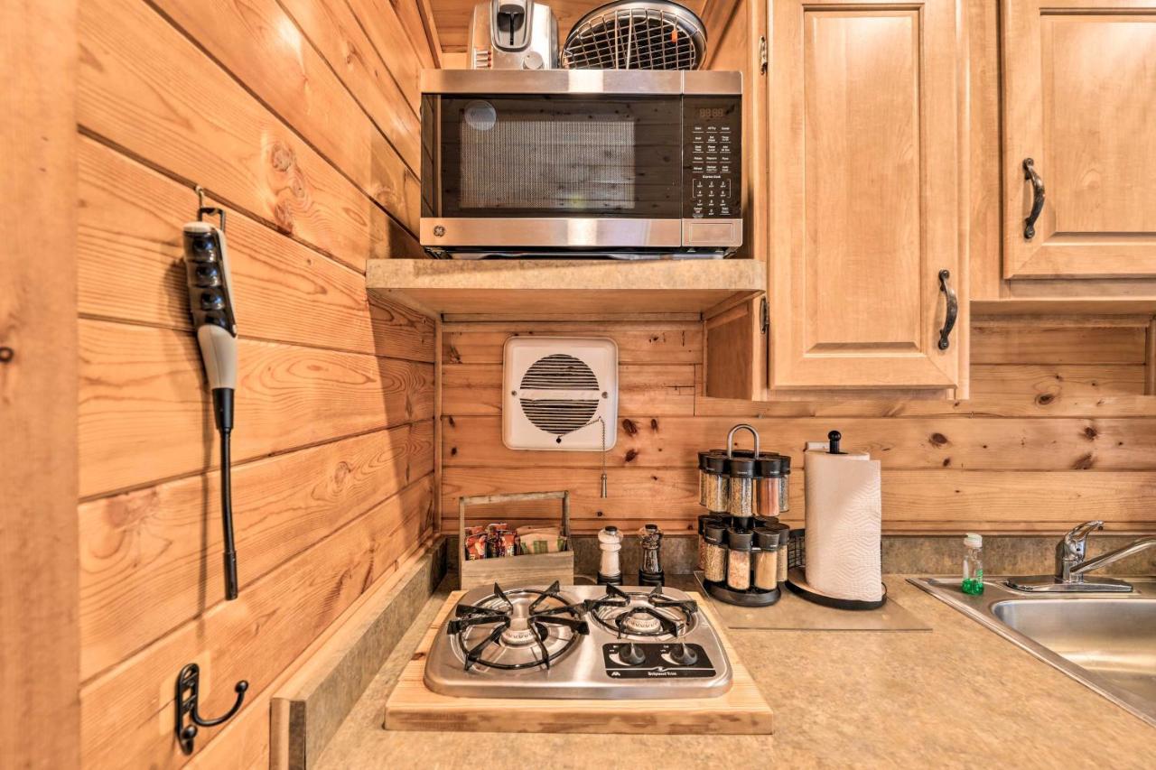 Beautiful New Bern Studio Cabin With Fire Pit! المظهر الخارجي الصورة