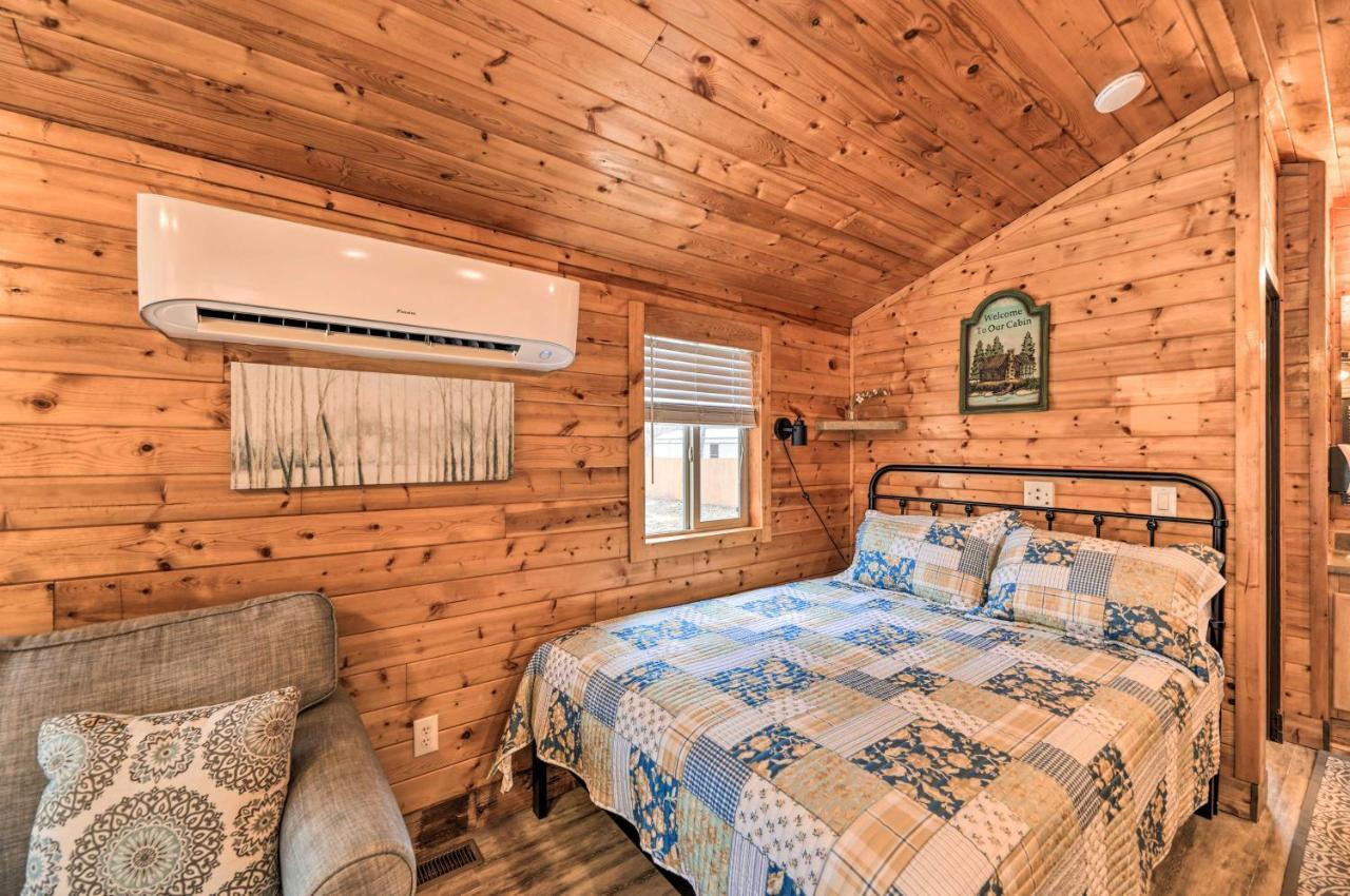 Beautiful New Bern Studio Cabin With Fire Pit! المظهر الخارجي الصورة