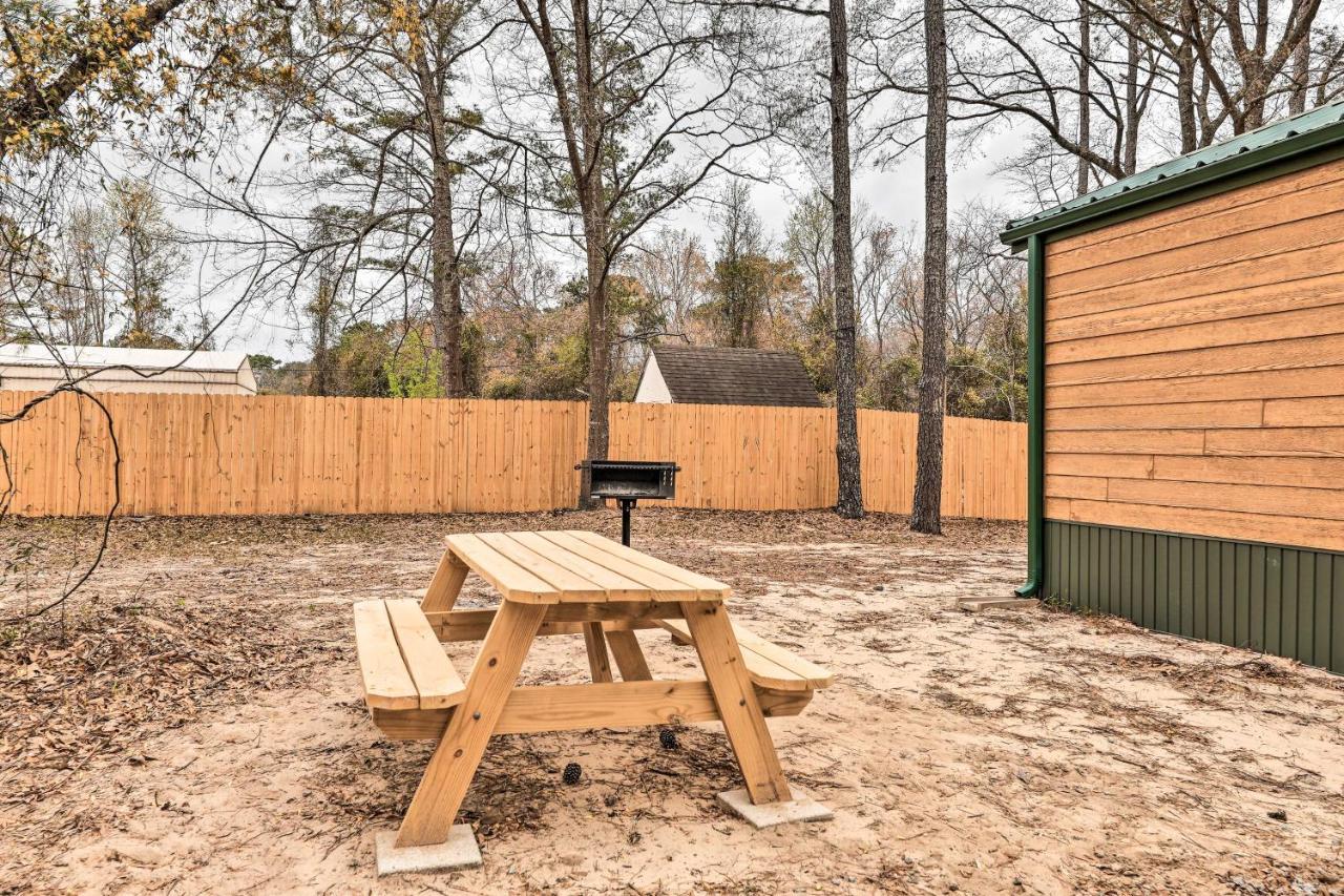 Beautiful New Bern Studio Cabin With Fire Pit! المظهر الخارجي الصورة